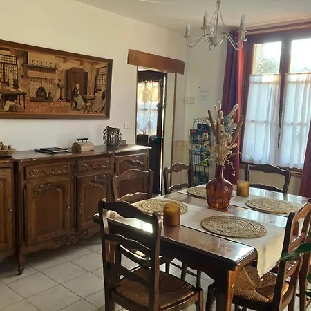Charmante Maison En Pierre Avec Jardin Pres De Pierrefonds, Equipee Et Accueillante Pour Animaux. - Fr-1-526-38 Semesterbostad